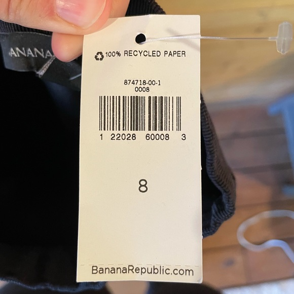 Banana Republic Black Pencil Skirt w/ Zipper - Picture 7 of 7